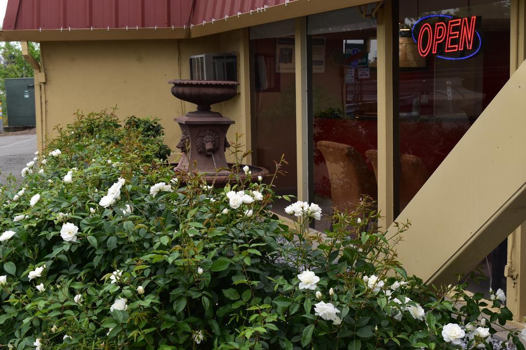 Econo Lodge Red Bluff Exterior photo