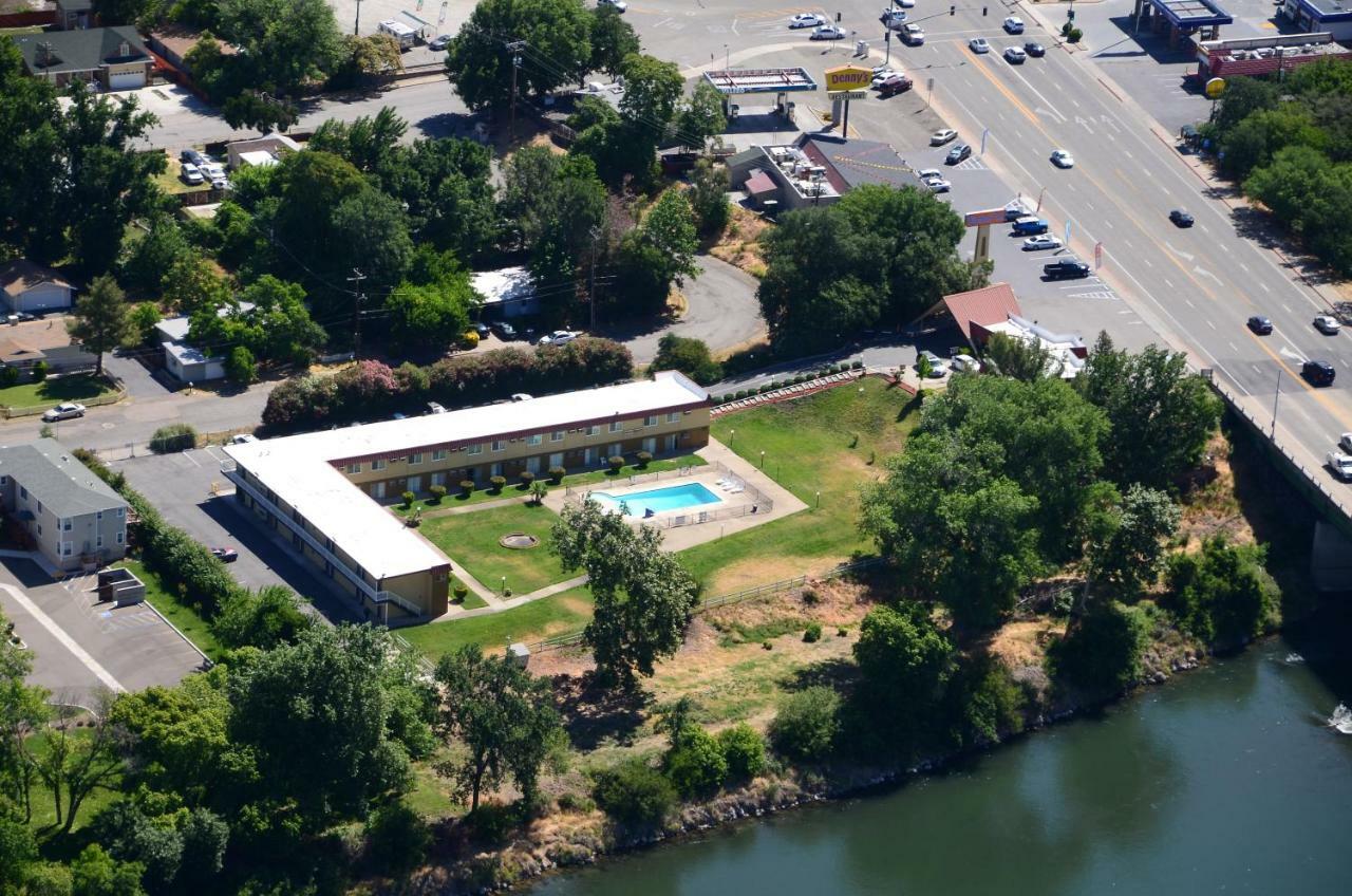 Econo Lodge Red Bluff Exterior photo